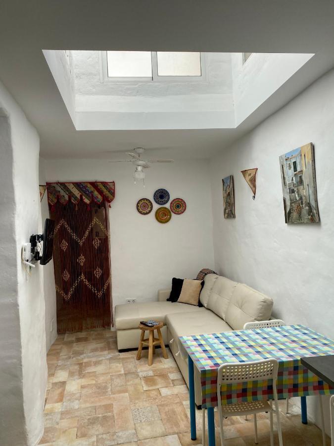 Cheerful One Bedroom Townhouse With Patio Árchez Esterno foto