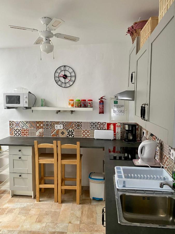 Cheerful One Bedroom Townhouse With Patio Árchez Esterno foto