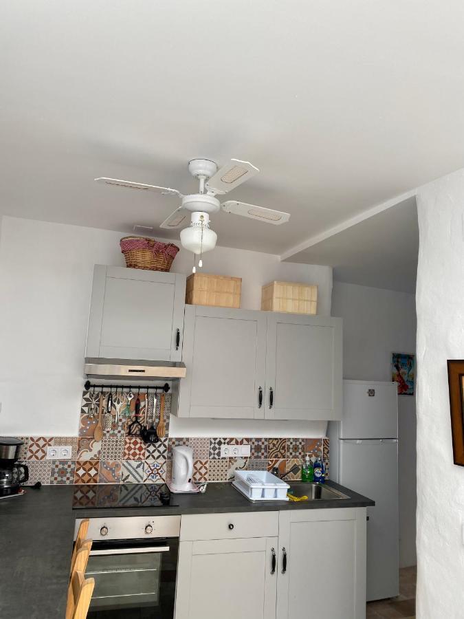 Cheerful One Bedroom Townhouse With Patio Árchez Esterno foto